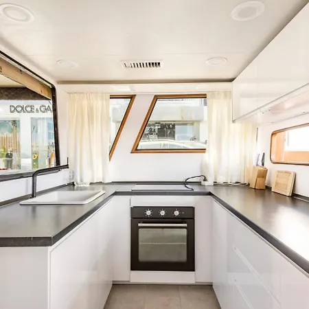 Live On A Luxury 65ft Yacht In Duquesa- Estapona Holiday home *